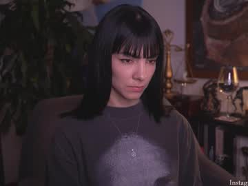 Hollylinder_ February 04, 2026