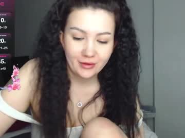 Alexa_Cruze April 14, 2026
