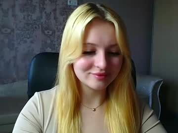 _Mila_La_ May 05, 2026