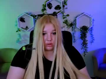 Juli_Kisss July 01, 2026